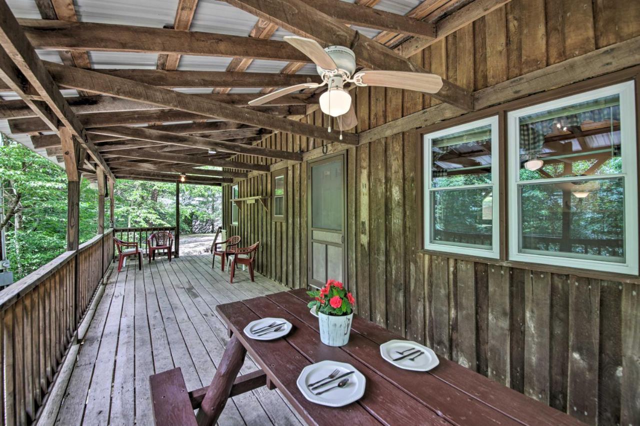 Waters Edge Retreat With Deck On Patoka Lake! Taswell Екстериор снимка