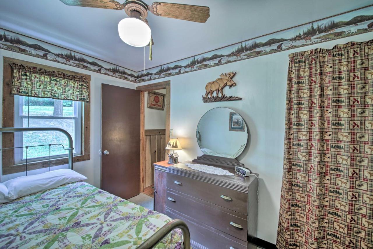 Waters Edge Retreat With Deck On Patoka Lake! Taswell Екстериор снимка