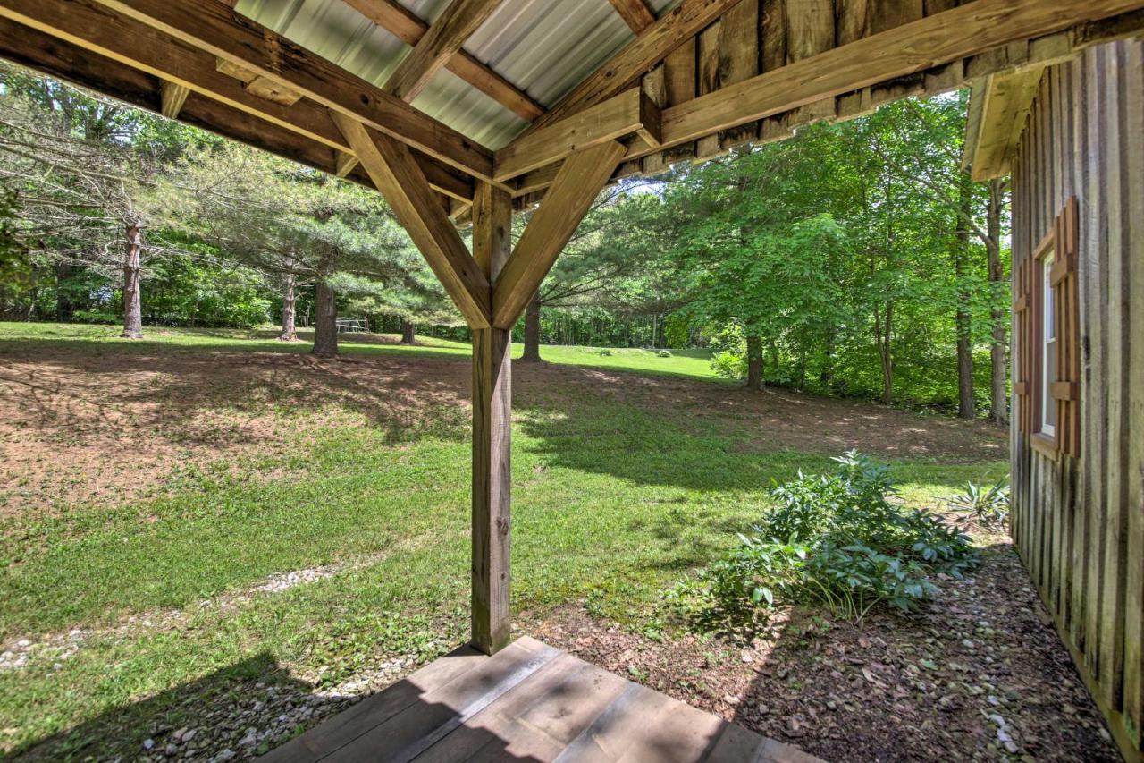 Waters Edge Retreat With Deck On Patoka Lake! Taswell Екстериор снимка